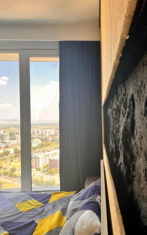 Alfred Sky Smart Apartment 29Th Spa Included Скопье Экстерьер фото