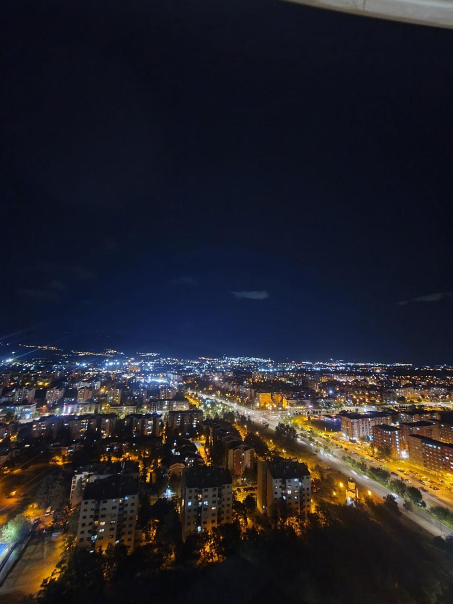Alfred Sky Smart Apartment 29Th Spa Included Скопье Экстерьер фото