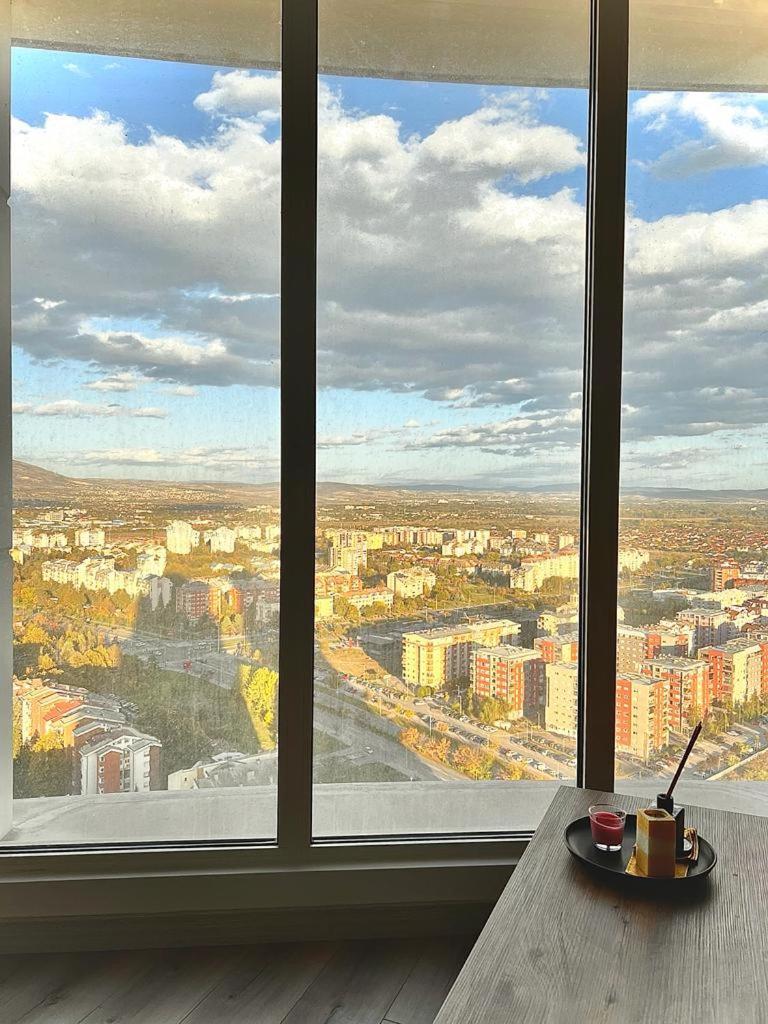 Alfred Sky Smart Apartment 29Th Spa Included Скопье Экстерьер фото
