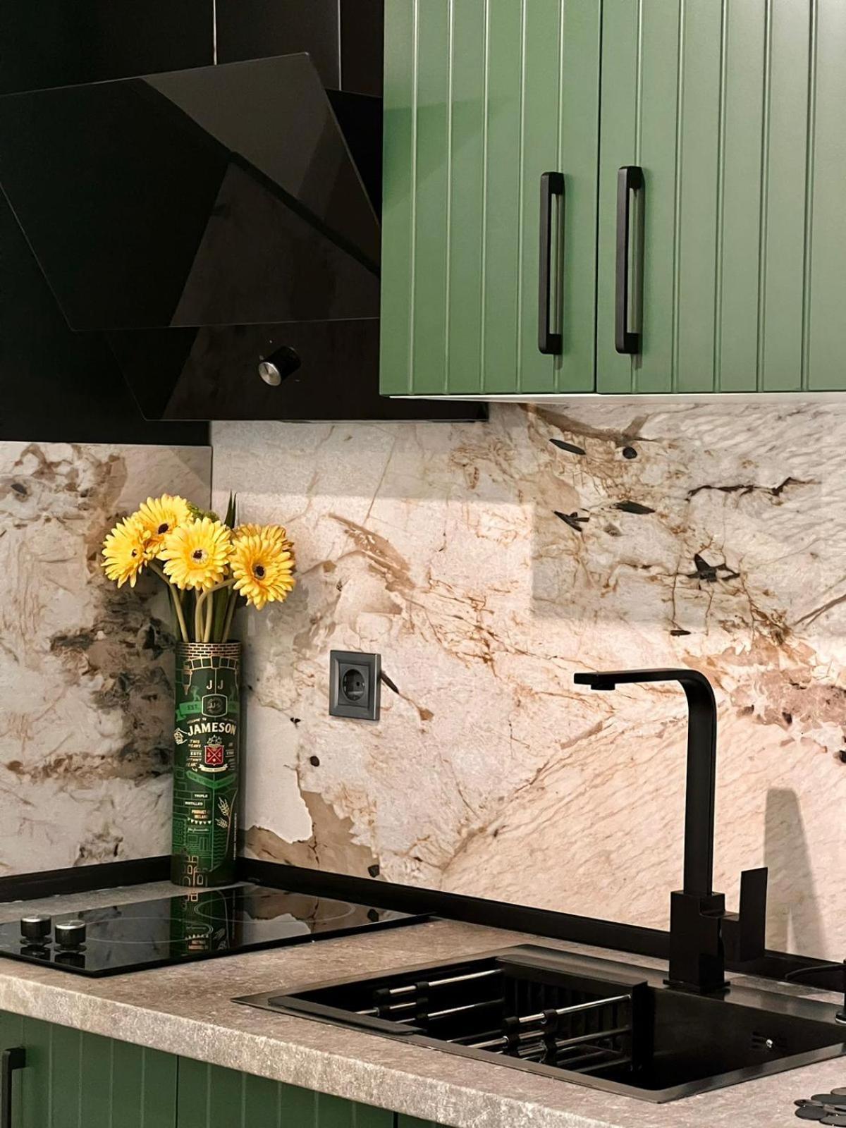 Alfred Sky Smart Apartment 29Th Spa Included Скопье Экстерьер фото